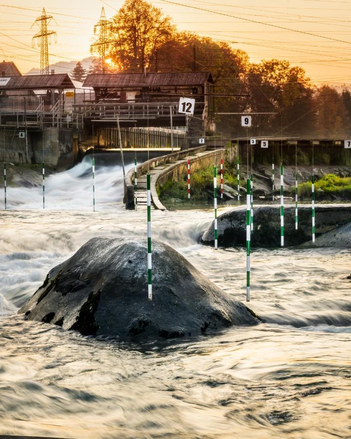 Вілла Pearl Of Sava Wild Waters Любляна Екстер'єр фото